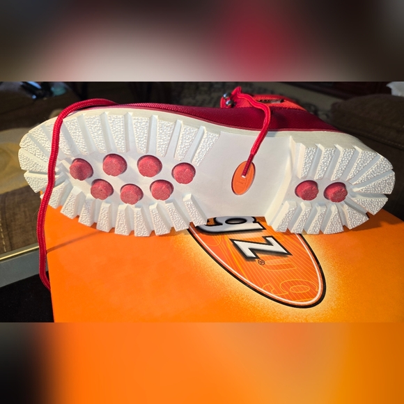 Lugz Women's Vibrant Red Combat Boots with White Soles NWTs - Picture 3 of 4